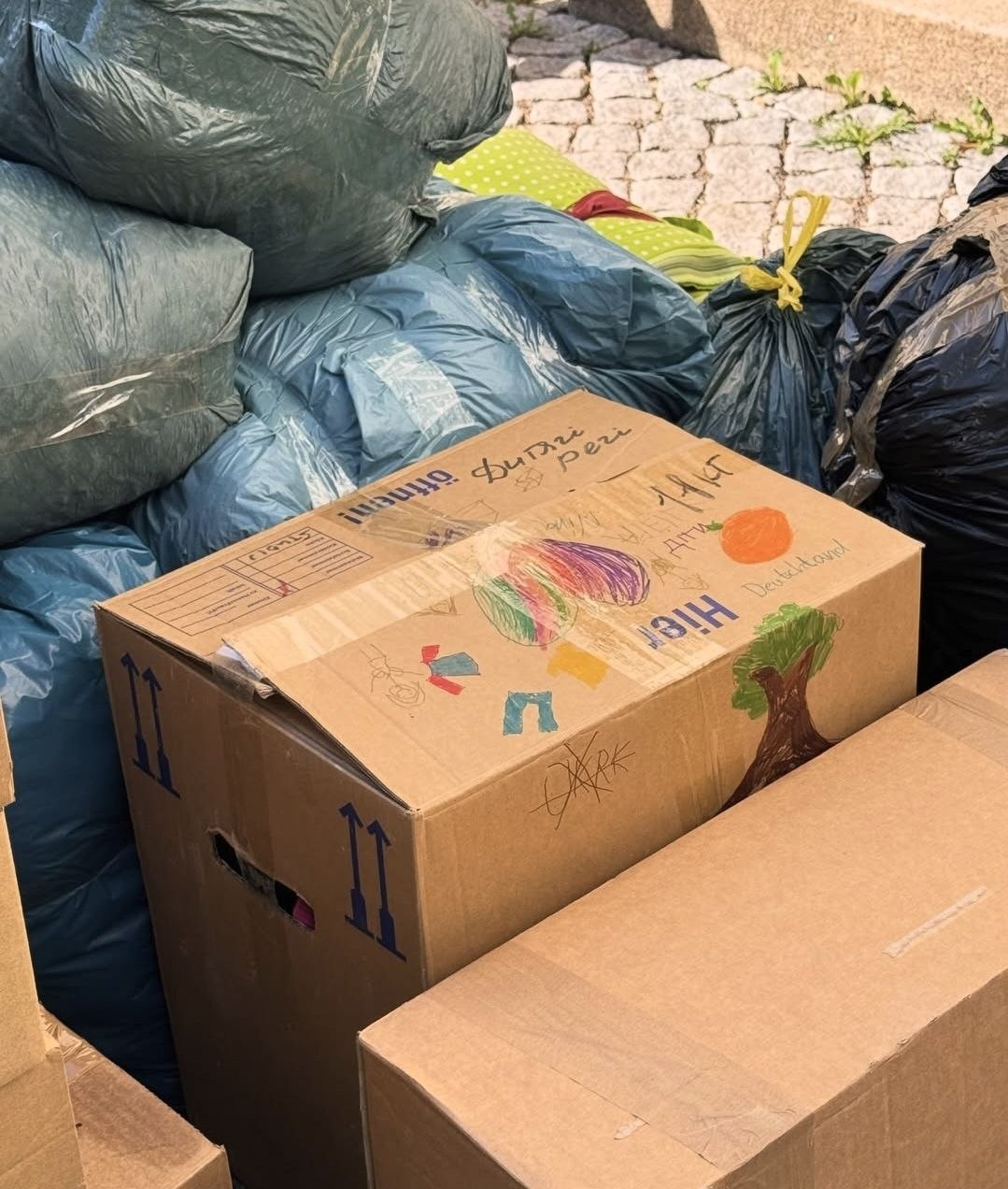 Verpackte Hilfsgüter